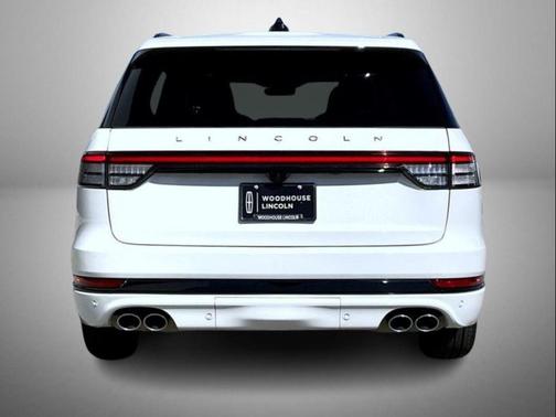 White Metallic 2026 Lincoln Aviator Reserve AWD