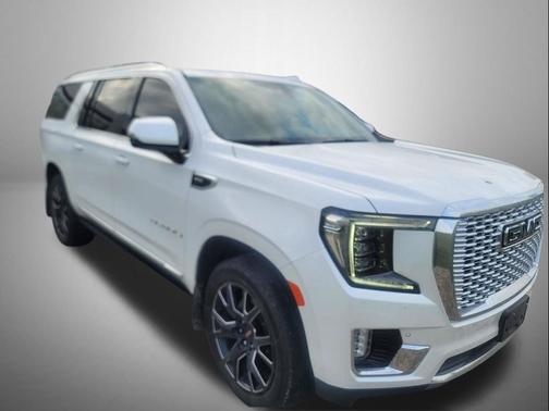 White Frost Tricoat 2023 GMC Yukon XL Denali