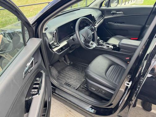 Ebony Black 2025 Kia Sportage SX-Prestige