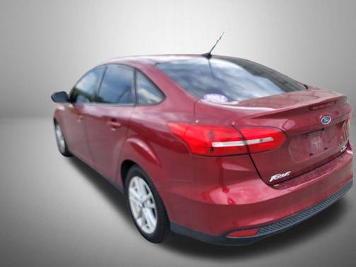 Ruby Red Metallic Tinted Clearcoat 2015 Ford Focus SE