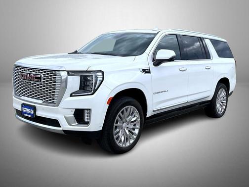 White Frost Tricoat 2023 GMC Yukon XL Denali
