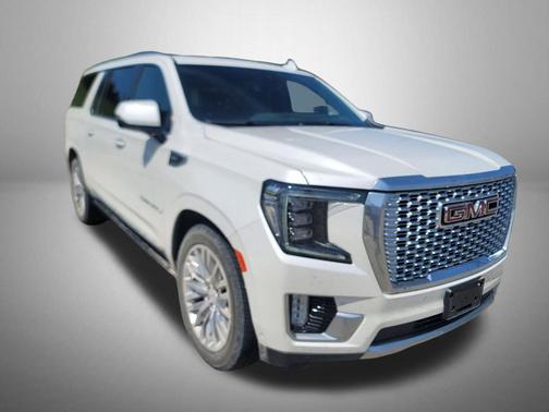 White Frost Tricoat 2023 GMC Yukon XL Denali