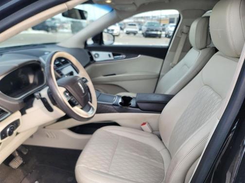 2020 Lincoln Nautilus Black Label