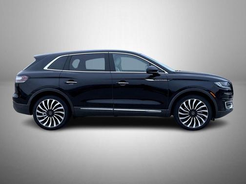 2020 Lincoln Nautilus Black Label
