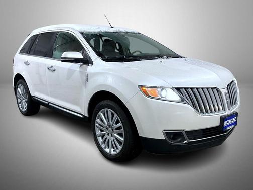 2014 Lincoln MKX Base