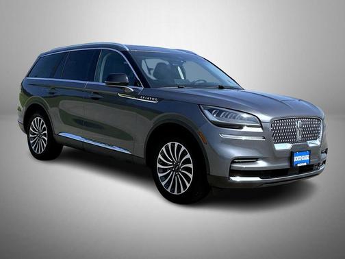 Asher Gray Metallic Clearcoat 2023 Lincoln Aviator Standard AWD