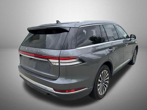 Asher Gray Metallic Clearcoat 2023 Lincoln Aviator Standard AWD