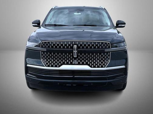 Flight Blue Metallic Clearcoat 2026 Lincoln Navigator Reserve