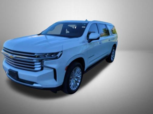 Iridescent Pearl Tricoat 2023 Chevrolet Suburban 4WD High Country