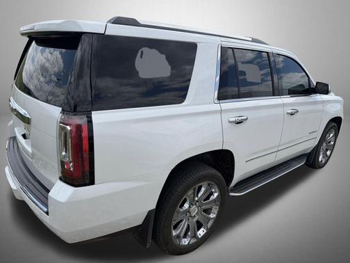 White Frost Tricoat 2016 GMC Yukon Denali