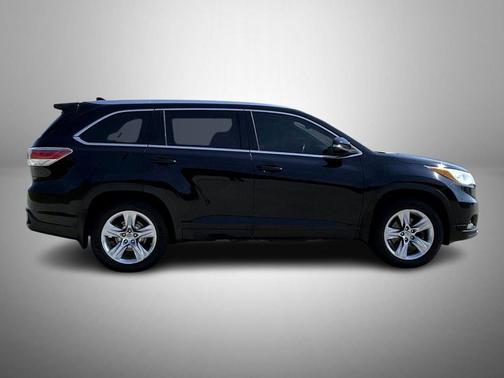 Attitude Black Metallic 2014 Toyota Highlander Limited Platinum