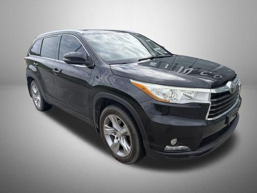 Attitude Black Metallic 2014 Toyota Highlander Limited Platinum