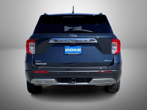 Stone Blue Metallic 2022 Ford Explorer XLT
