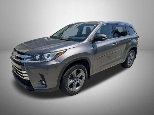 Predawn Gray Mica 2017 Toyota Highlander Limited Platinum
