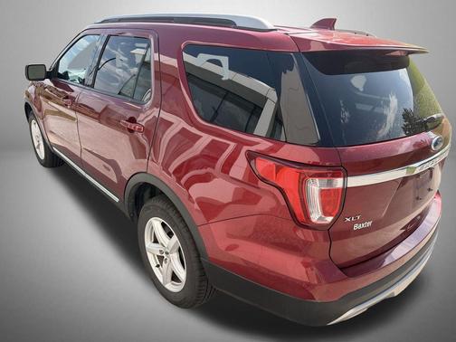 Ruby Red 2017 Ford Explorer XLT