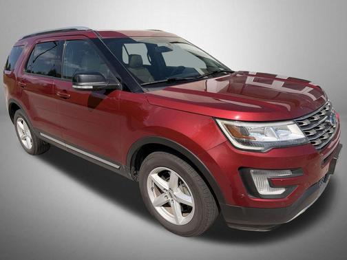 Ruby Red 2017 Ford Explorer XLT