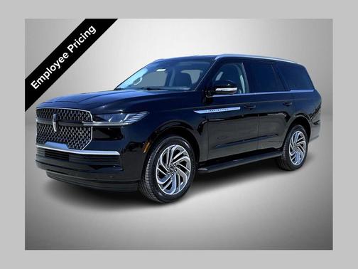 Infinite Black Metallic Clearcoat 2026 Lincoln Navigator Premiere