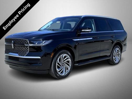 Infinite Black Metallic Clearcoat 2026 Lincoln Navigator Premiere