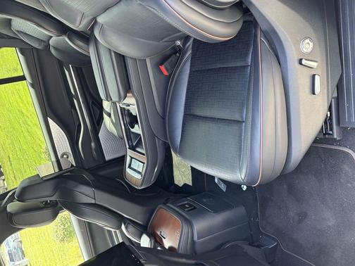 2025 Lincoln Navigator Black Label
