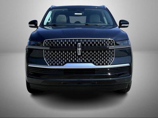 Flight Blue Metallic Clearcoat 2026 Lincoln Navigator Reserve