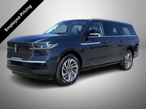 Flight Blue Metallic Clearcoat 2026 Lincoln Navigator Reserve