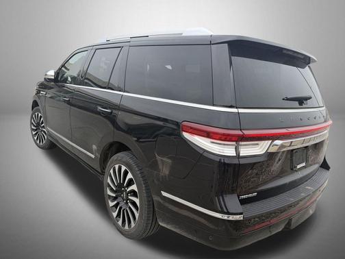 2024 Lincoln Navigator Black Label