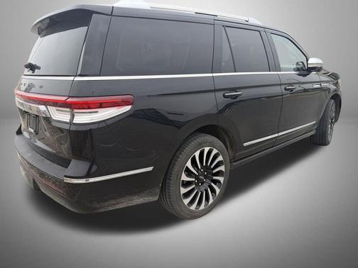 2024 Lincoln Navigator Black Label