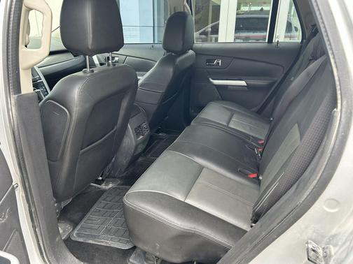 Ingot Silver Metallic 2014 Ford Edge Sport
