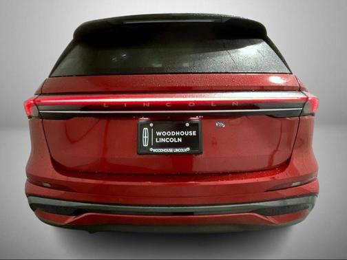 Red Carpet Metallic Tinted Clearcoat 2026 Lincoln Nautilus Reserve