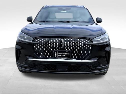 Infinite Black Metallic Clearcoat 2026 Lincoln Aviator Black Label AWD