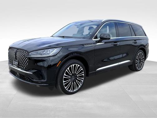 Infinite Black Metallic Clearcoat 2026 Lincoln Aviator Black Label AWD