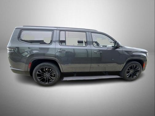 Baltic Gray Metallic Clearcoat 2024 Jeep Grand Wagoneer Series II 4x4