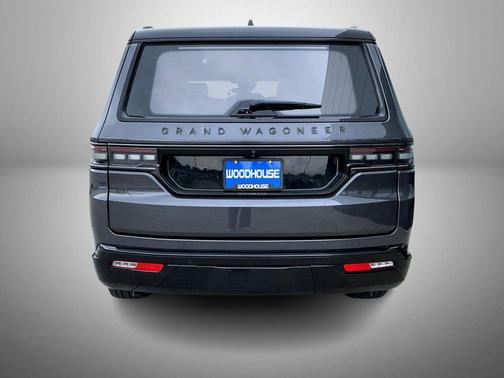 Baltic Gray Metallic Clearcoat 2024 Jeep Grand Wagoneer Series II 4x4