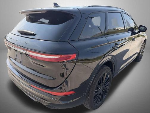 Infinite Black Metallic Clearcoat 2024 Lincoln Corsair Reserve