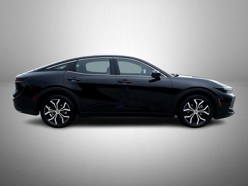 2024 Toyota Crown XLE