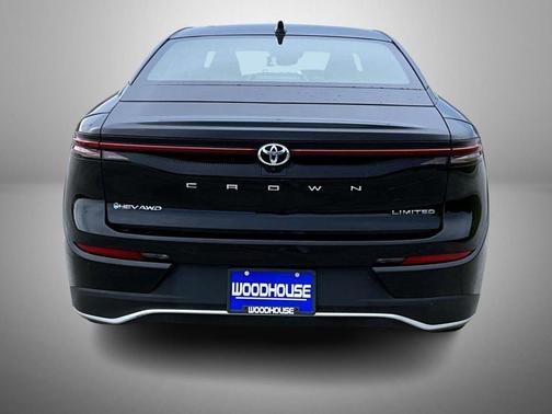 2024 Toyota Crown XLE