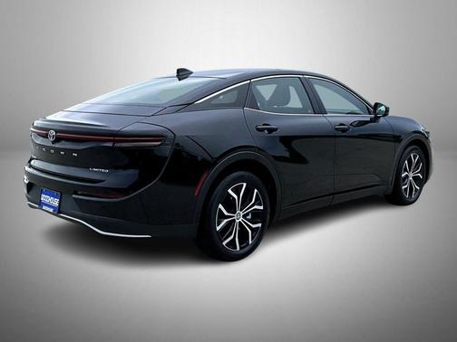 2024 Toyota Crown XLE