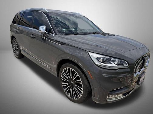 Chroma Caviar Dark Gray Premium Metallic 2020 Lincoln Aviator Black Label AWD