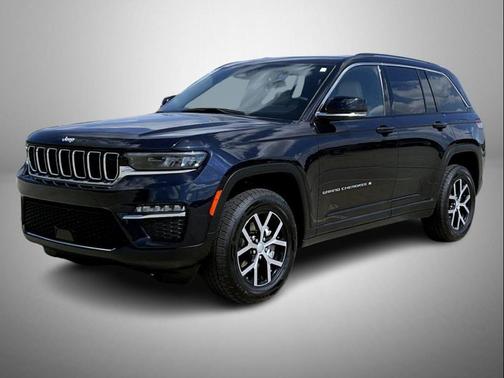 Midnight Sky 2023 Jeep Grand Cherokee Limited