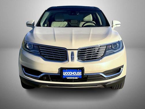 Ceramic White 2018 Lincoln MKX Reserve