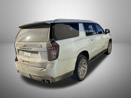 2023 Chevrolet Suburban 4WD High Country