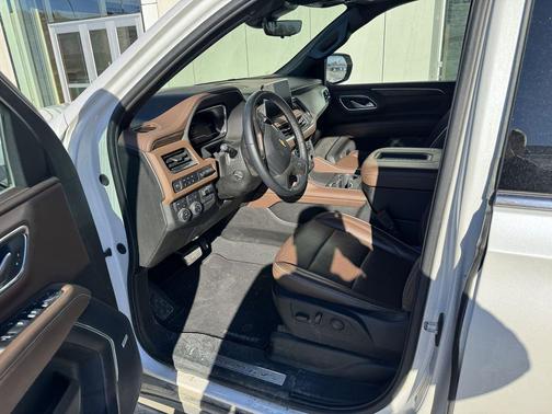 2023 Chevrolet Suburban 4WD High Country