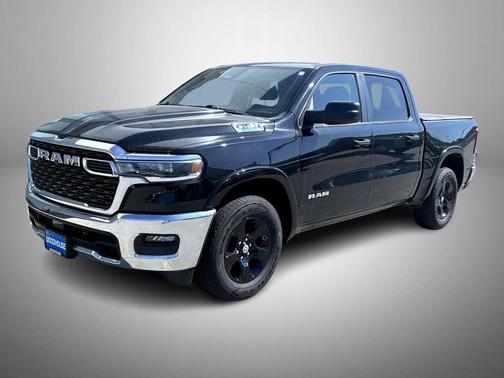 Diamond Black Crystal Pearlcoat 2025 RAM 1500 Big Horn/Lone Star