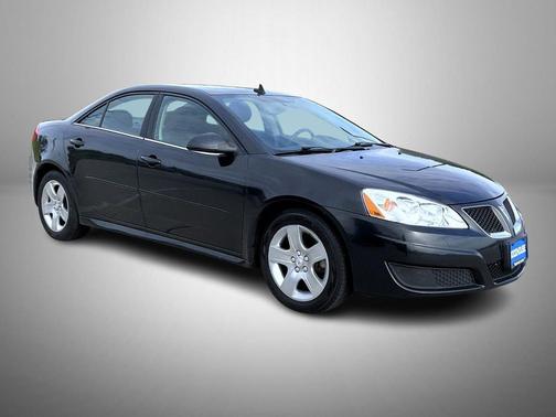Carbon Black Metallic 2010 Pontiac G6 Base