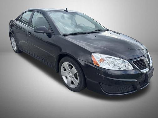 Carbon Black Metallic 2010 Pontiac G6 Base