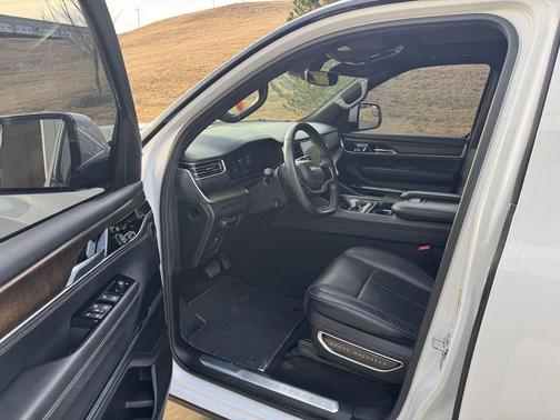 2022 Jeep Grand Wagoneer Series I 4x4