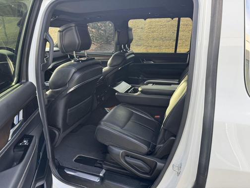 2022 Jeep Grand Wagoneer Series I 4x4