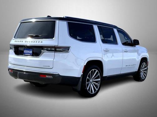 Diamond Black Crystal Pearlcoat 2022 Jeep Grand Wagoneer Series I 4x4