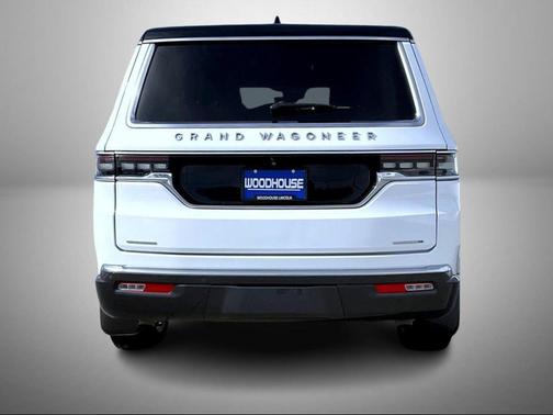 Diamond Black Crystal Pearlcoat 2022 Jeep Grand Wagoneer Series I 4x4