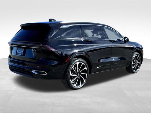 2026 Lincoln Nautilus Black Label